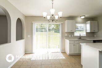 517 Ridges Dr in Dundee, FL - Building Photo - Building Photo