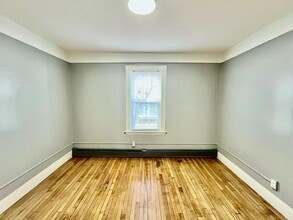 40 Nichols St in Lewiston, ME - Building Photo - Building Photo