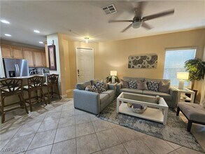 1335 Sweetwater Cove in Naples, FL - Building Photo - Building Photo