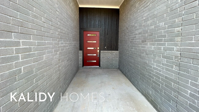 509 Remington Ave in Jones, OK - Building Photo - Building Photo