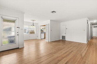 1041 N Thornton Ave in Orlando, FL - Building Photo - Building Photo