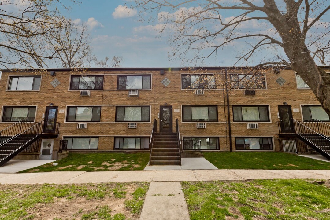 127 Franklin St in Waukegan, IL - Building Photo