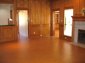 2300 Cardinal Dr in Plano, TX - Building Photo - Building Photo