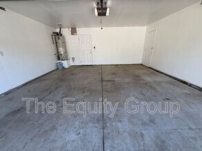 123 W Loyola Ave in Visalia, CA - Building Photo - Building Photo
