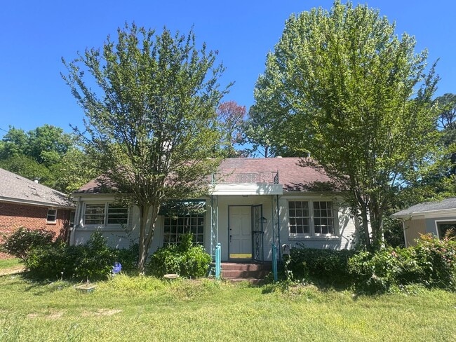 property at 2053 Gorgas St