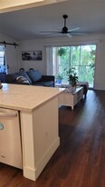 421 SE 10th St in Dania Beach, FL - Building Photo