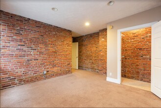 132 S 20th St in Pittsburgh, PA - Foto de edificio - Building Photo