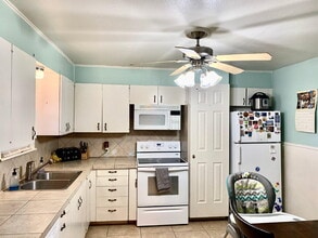 4206 45th St in Lubbock, TX - Foto de edificio - Building Photo