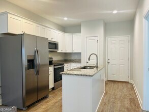 110 Lenox Cir in Lagrange, GA - Building Photo - Building Photo