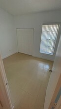 6740 NW 189th Ter in Hialeah, FL - Building Photo - Building Photo