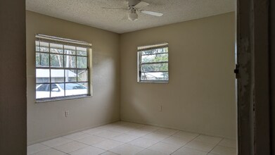 4536 Ballentine Ct in Lakeland, FL - Building Photo - Building Photo