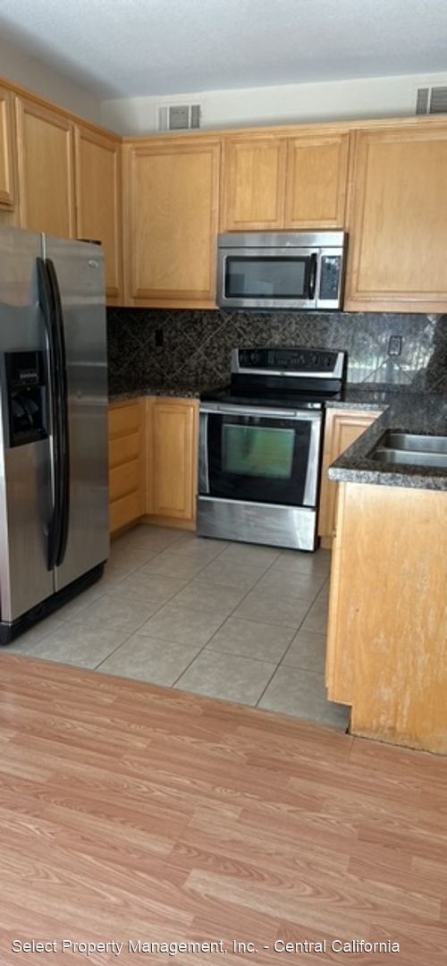 220 Bridle Point Cir photo'