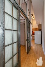 400 W Ontario St, Unit 708 B in Chicago, IL - Building Photo - Building Photo