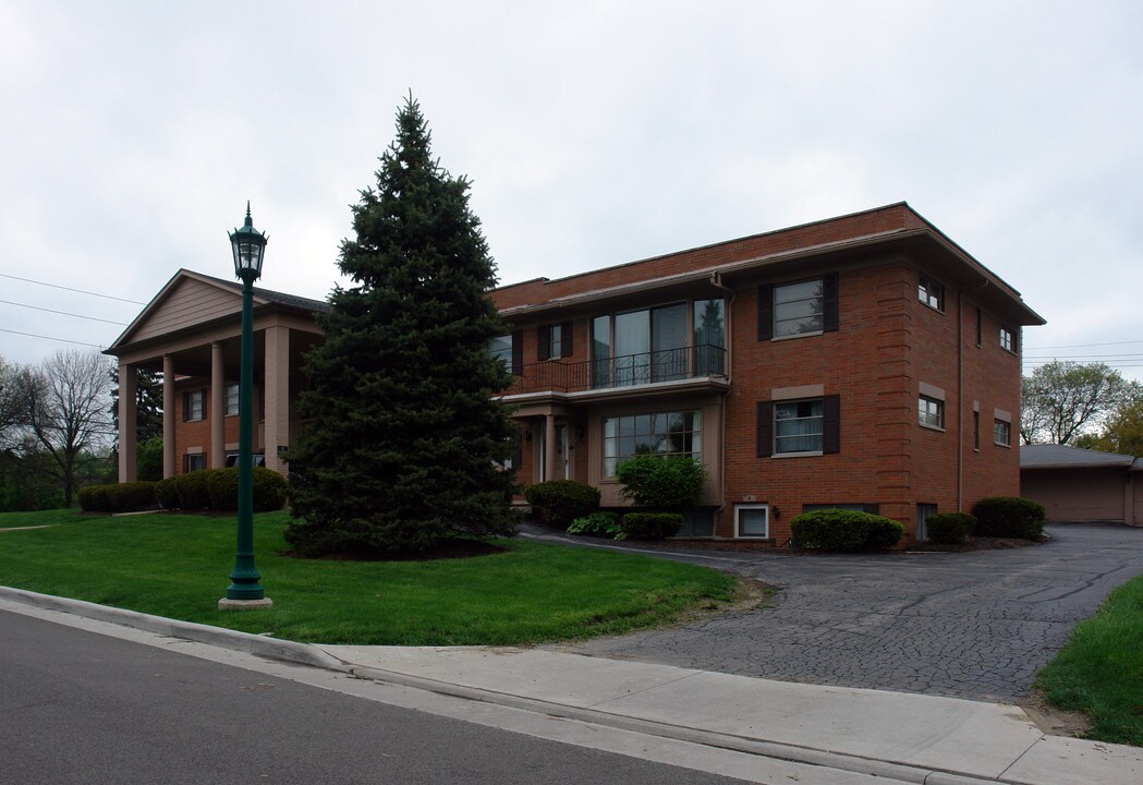 3060 Hardale Blvd in Toledo, OH - Foto de edificio