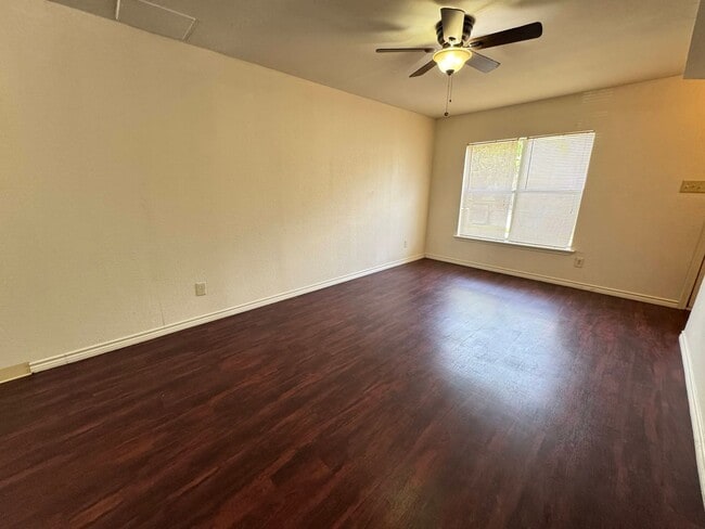 403 E French Ave in Temple, TX - Building Photo - Building Photo