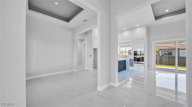 1029 NW 35th Pl in Cape Coral, FL - Building Photo - Building Photo