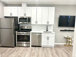 37 Center St in New Haven, CT - Building Photo - Building Photo