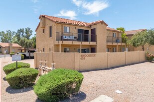 Brookside in Mesa, AZ - Building Photo