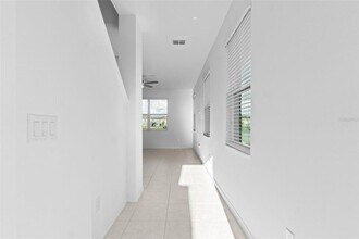 10376 Lavender Aster Trl in San Antonio, FL - Building Photo - Building Photo