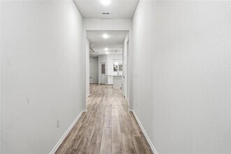 1104 Bluespire Dr in Fort Worth, TX - Building Photo - Building Photo