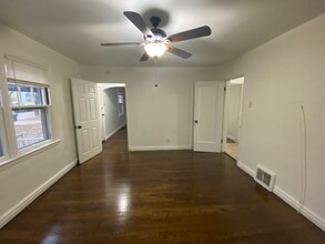 250 S Hartnett Ave in Ferguson, MO - Building Photo - Building Photo