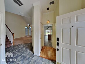 2305 Leafy Glen Ct in Bedford, TX - Building Photo - Building Photo
