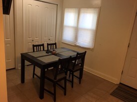 4555 W Wellington Ave, Unit Unit2 in Chicago, IL - Building Photo