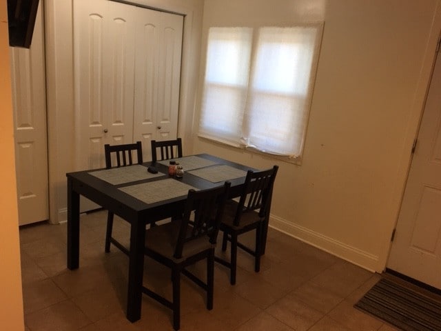 4555 W Wellington Ave, Unit Unit2