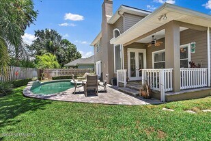 2884 St Maarten Ct in Jacksonville Beach, FL - Building Photo
