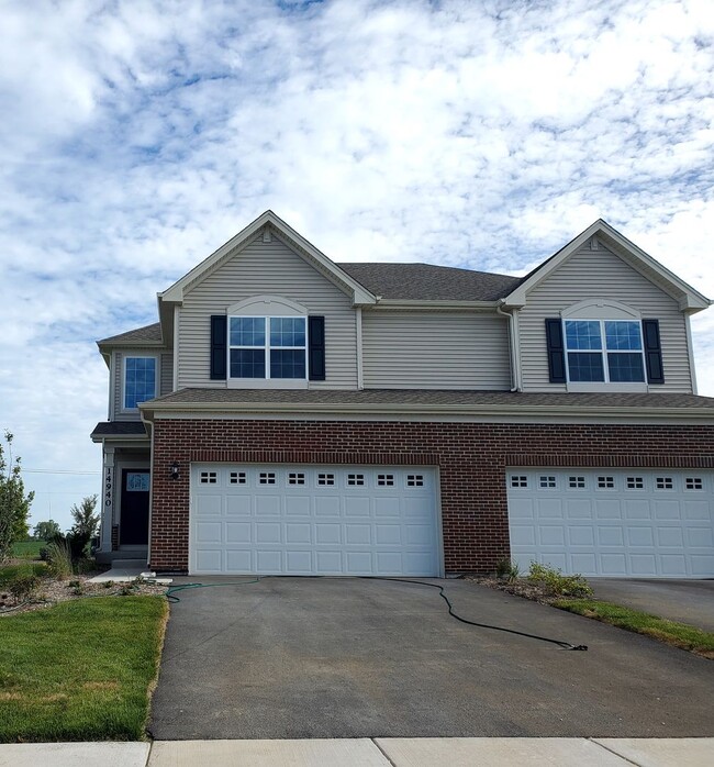 14940 Cyrus Dr in Manhattan, IL - Building Photo - Building Photo