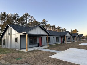 240 Sunset Cir, Unit #240 in Moultrie, GA - Building Photo - Building Photo