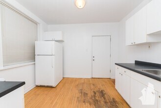 3000 N Whipple St in Chicago, IL - Building Photo - Building Photo