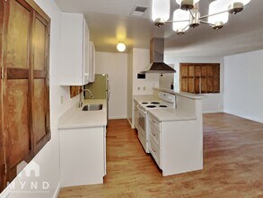 5515 Spinnaker Dr in San Jose, CA - Building Photo - Building Photo