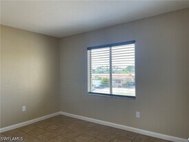 18245 Louise Dr in Ft. Myers, FL - Building Photo