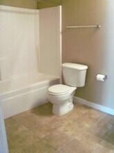 8887 W Candleston Ct in Boise, ID - Foto de edificio - Building Photo