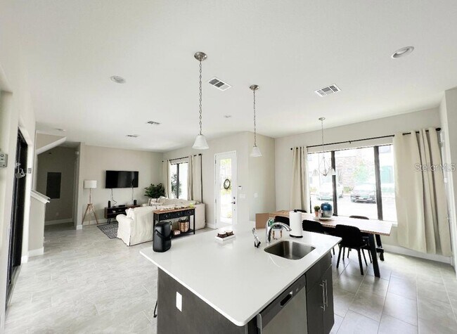 175 Villa Domani Ct in Davenport, FL - Building Photo - Building Photo