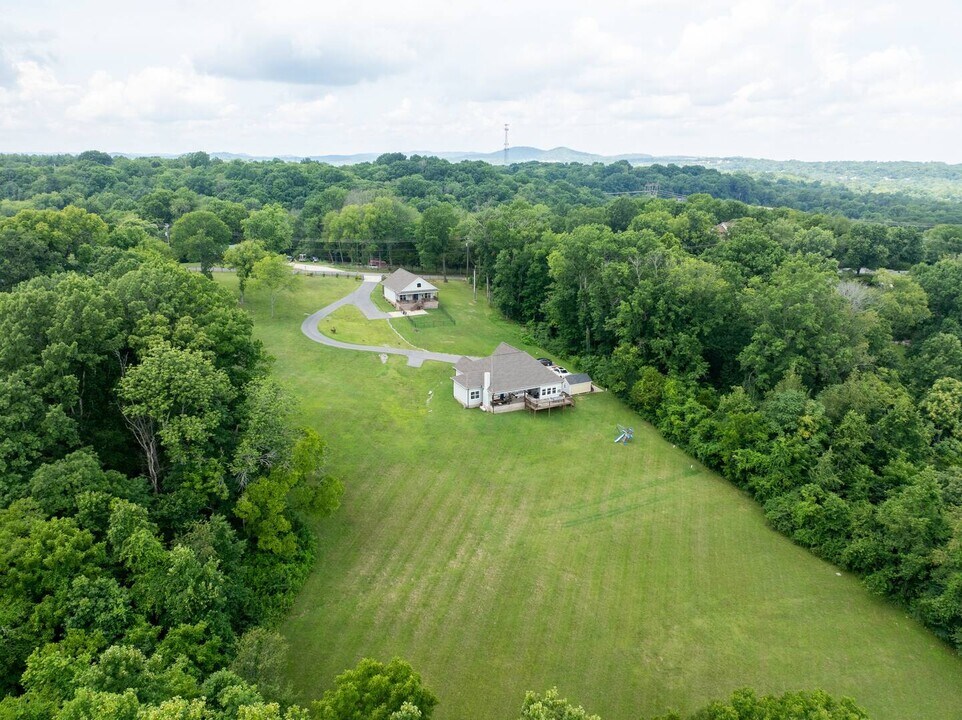 6206 Pettus Rd in Nashville, TN - Building Photo
