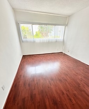 428 Hayworth Ave, Unit 303 in Los Angeles, CA - Building Photo - Building Photo