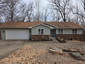 11 Folkingham Ln in Bella Vista, AR - Building Photo