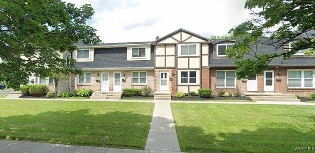 property at 136 Sundridge Dr