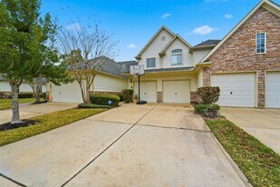 2110 Ridge Wood Ln in Sugar Land, TX - Building Photo