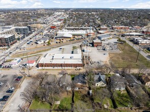 1128 S Zunis Ave in Tulsa, OK - Building Photo - Building Photo