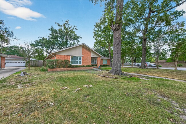 property at 7223 Alderney Dr