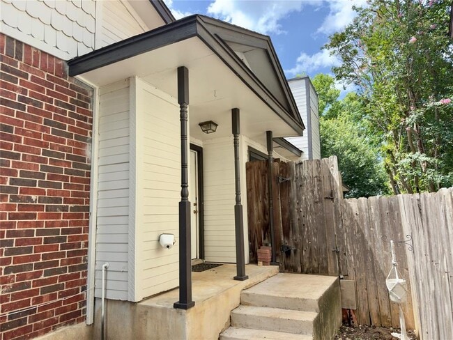 2618 Alcott Ln in Austin, TX - Building Photo - Building Photo