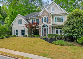 1340 Hillcrest Hts in Alpharetta, GA - Building Photo
