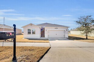 9198 SW 62nd Ter Rd in Ocala, FL - Building Photo