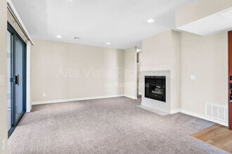13335 Caminito Ciera in San Diego, CA - Building Photo - Building Photo