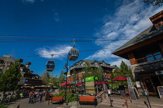 Sierra Vista in South Lake Tahoe, CA - Foto de edificio - Building Photo