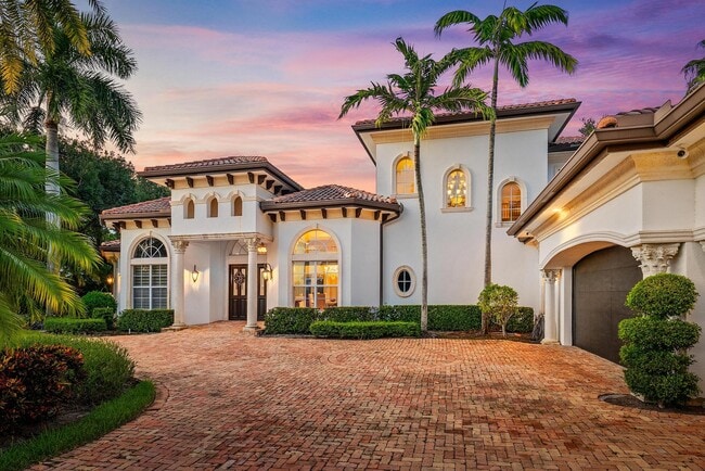 property at 18669 SE Palm Island Ln