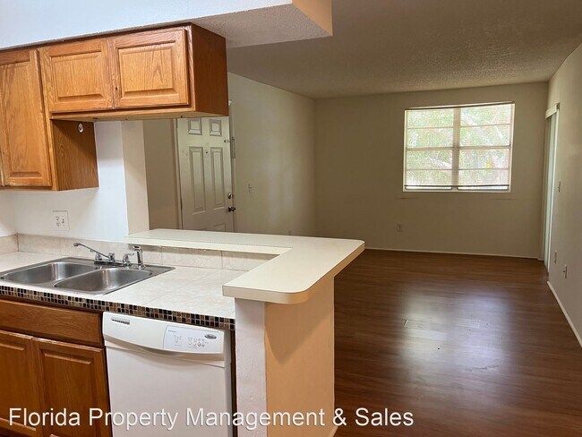 1235 SW 46th Ave photo'